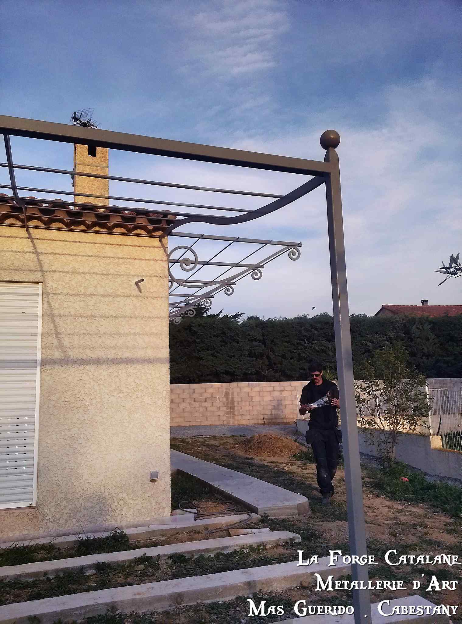 treille fer Forge Catalane Cabestany (2).jpg